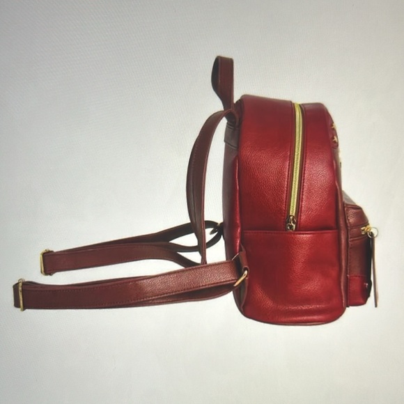 NWOT Harry Potter 9 3/4 mini backpack - Picture 4 of 9